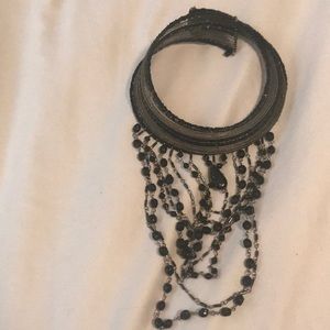 Jaw dropping beautiful statement necklace!